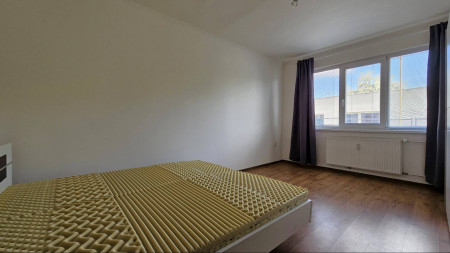 1 izbový byt na prenájom, Popradská ulica - 5