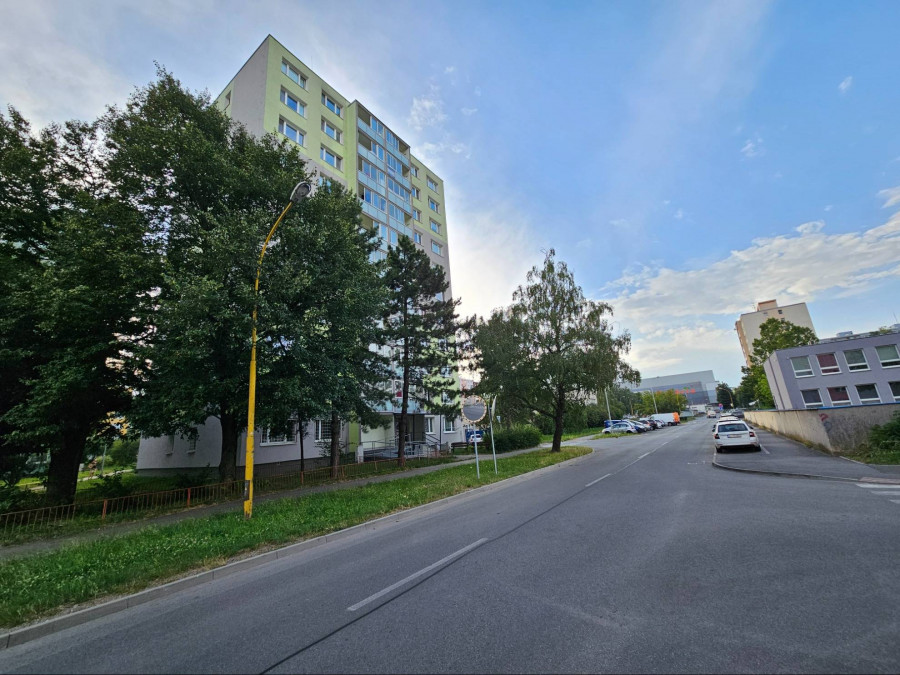 2-IZBOVÝ BYT NA PREDAJ – PRAŽSKÁ ULICA, KOŠICE – TERASA - 14