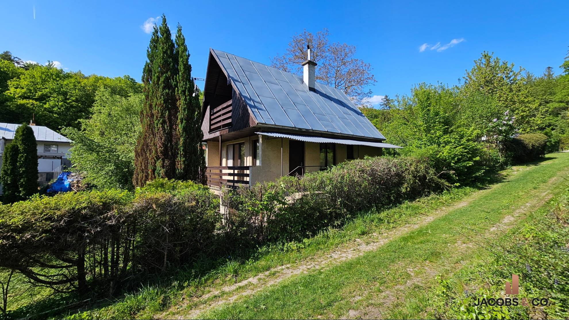 Na predaj rekreačná chata v lese, obec Poproč
